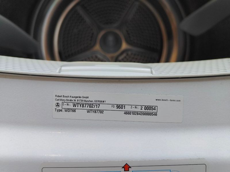 Сушильная машина Bosch HomeProfessional WTY87702 17 1000W 8кг sn 9601200054 000052586 фото