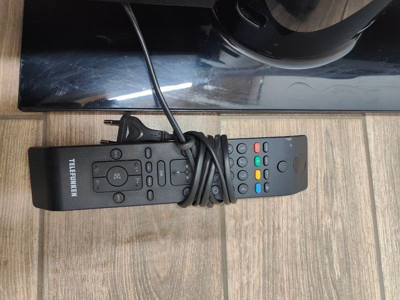 Телевизор Telefunken T40EX1540SAT 75W sn 7260210400066 000050539 фото