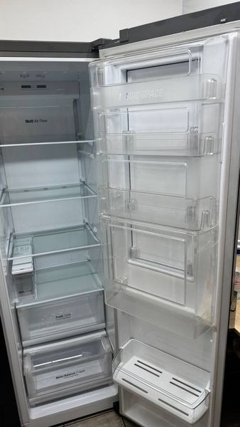 Холодильник SBS LG GSJ361DIDV 350W 394+174+23л sn 809TRUB07942 n684 000053971 фото
