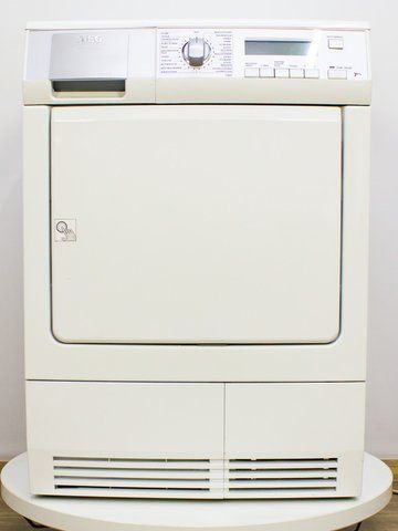 Сушильна машина AEG T59880 900W 7 кг sn 23754154 000021332 фото