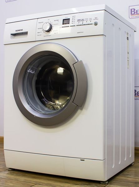 Стиральная машина Siemens WM14E34FCB 25 000016609 фото