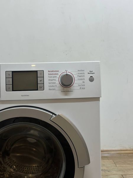 Прально сушильна машина Bosch Logixx7 WVH28540 06 2400W 7+4кг sn 9408402293 000054596 фото