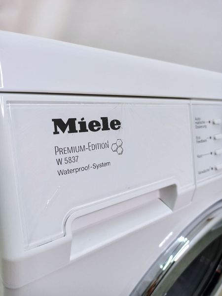 Стиральная машина Miele W 5837 000041347 фото