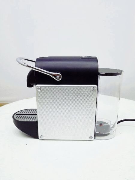 Кофеварка капсульная DeLonghi Nespresso EN124 S 000032775 фото