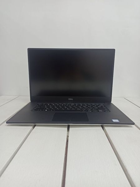 Ноутбук Dell XPS 9570 15/6 FHD бат до 5 годин 000049791 фото