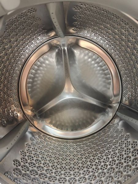 Стиральная машина AEG Series 9000 L9FE86495 2200W 9кг sn 8390075 000051846 фото Стиральная машина AEG Series 9000 L9FE86495 2200W 9кг sn 8390075 000051846 фото