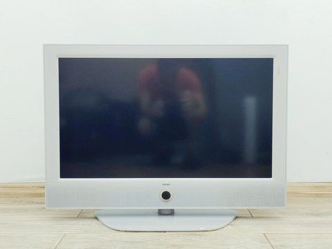 Телевизор 32 Loewe Xelos 32 HD 000045282 фото