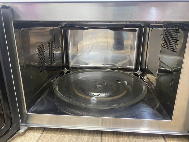 Микроволновая печь Clatronic WMG 731H sn 253065 000047339 фото