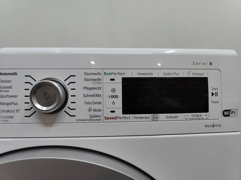 Стиральная машина Bosch Serie8 WAWH8640 21 2300W 8кг sn 9909200004 000053620 фото