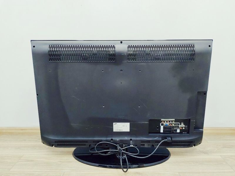 Телевизор 40 Samsung LE40A557P2F LCD Full HD 000037338 фото