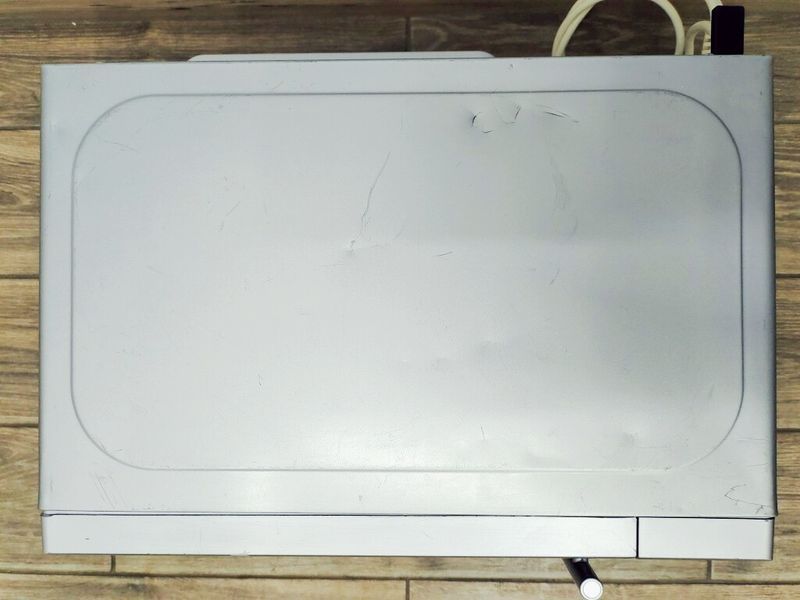 Мікрохвильова піч LifeTec MD 14028 1050w sn 06497713 000036653 фото