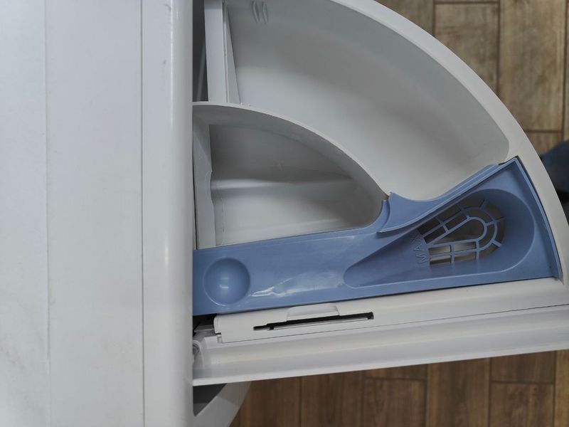 Стирально сушильная машина Bauknecht WATK Sense 97D6 EU 1850W 9 7кг sn 601935012987 000053087 фото