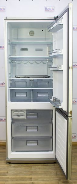 Холодильник двухкамерный Blomberg K70475NE 000016950 фото