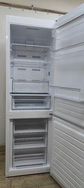 Холодильник Electrolux NNE6ME33W 145W 229+100л sn 42800140 n656 000053302 фото