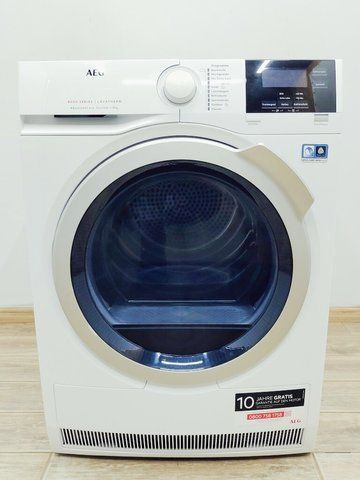 Сушильна машина AEG 8000 Series T8DB68EX 700w 8 кг sn 93816639 000040575 фото