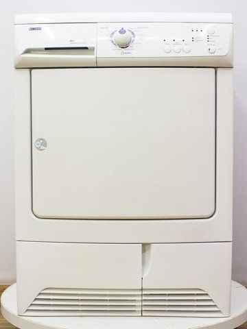 Сушильна машина Zanussi ZTE273 2350w 7 кг sn 04676218 000018869 фото