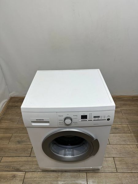 Стиральная машина Siemens WM14E34FCB 25 2300W 6кг sn 9011607295 000054225 фото