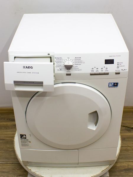 Сушильная машина AEG T67380IH3 000034527 фото