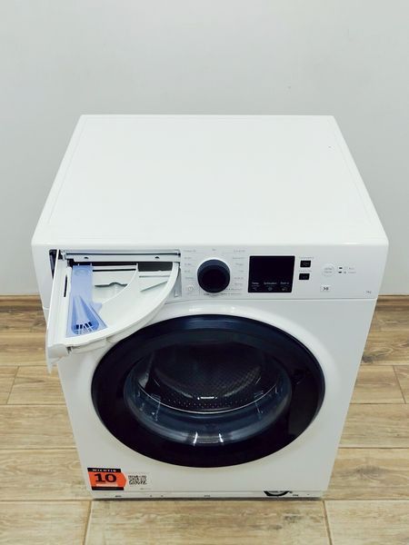 Стиральная машина Bauknecht MOD WM 7 M100 B 000043141 фото