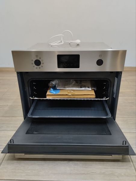 Электродуховка Zanussi ZVENM6X3 sn 32811603 n 351 000046695 фото