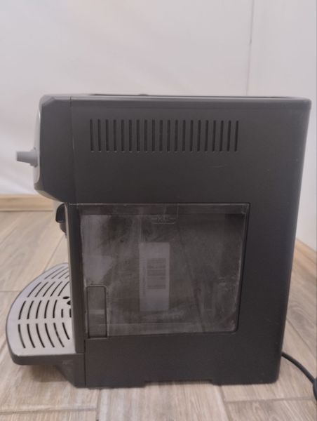 Кавоварка Delonghi Magnifica ESAM2800 SB 1450W sn 42622 000046378 фото