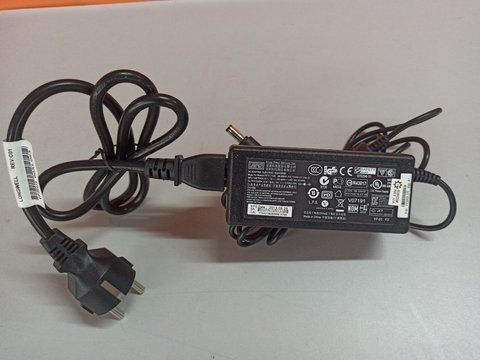 Зарядное устройство для ноутбука 19V Asus Toshiba MSI Fujitsu 000035977 фото