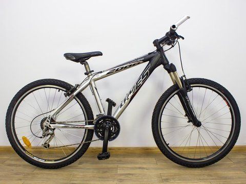 Белосипед 26 озер виготовлений з чорного алюмінію 000019478 фото