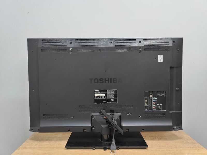 Телевизор 40 Toshiba 40RL933 90W Full HD Edge LED sn 76S02275 000053529 фото