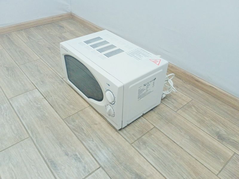 Микроволновая печь SuperiOr D70H20P C6 000039116 фото