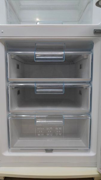 Холодильник Bosch KGS36V00 21 160W 227+84л sn 217020240362003837 n637 000053310 фото