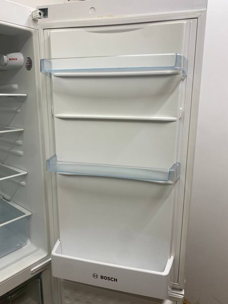 Холодильник двухкамерный Bosch без шильда sn 8709 n 404 000048428 фото
