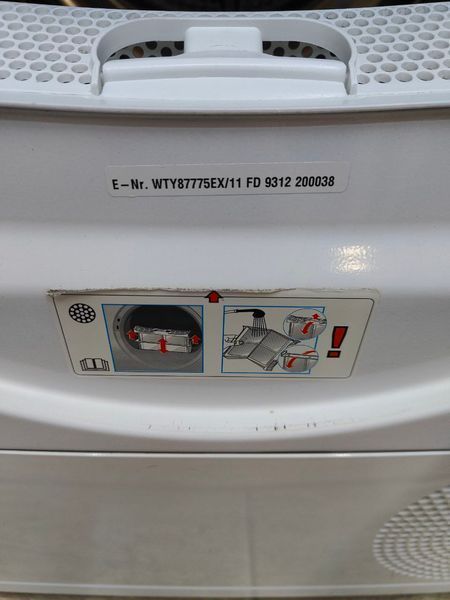 Сушильная машина Bosch HomeProfessional WTY87775EX 11 1000W 8кг sn 9312200038 000052027 фото