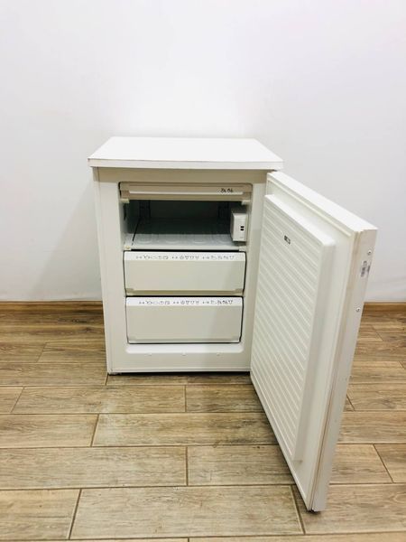 Морозильна камера AEG Arctis 1205 GS 94л 3 полиці 110w sn 129222021_п 4 н 186 000041716 фото