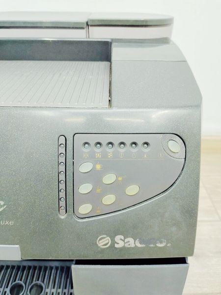 Кавомашина Saeco Magic de Luxe SUP012 1250w 000039737 фото