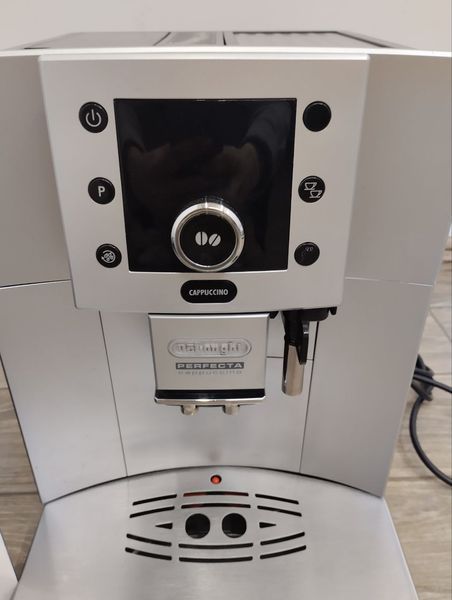 Кофемашина DeLonhi Perfecta cappuccino ESAM 5500 sn 62524 000047166 фото
