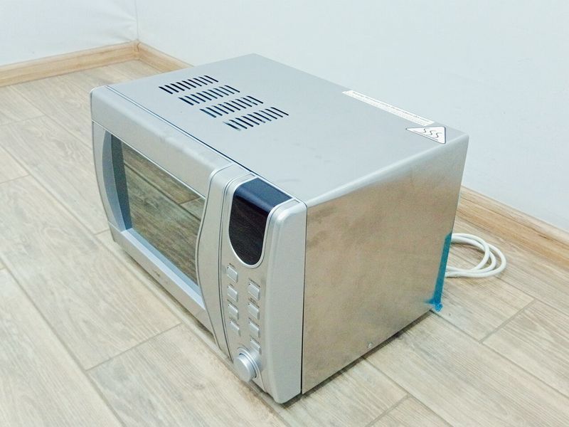 Мікрохвильова піч Clatronic MWG 757 H 1200w гриль 1250w sn S06W3350 000040329 фото