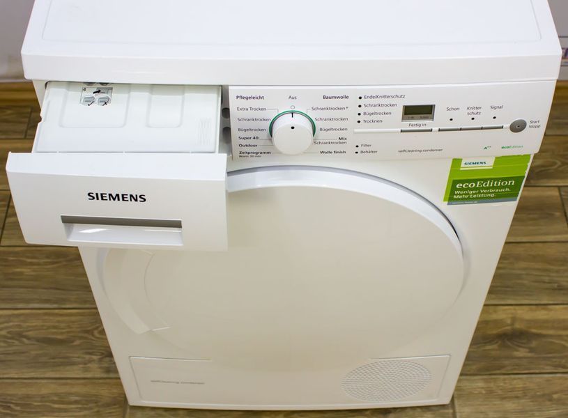 Сушильный автомат Siemens WT44W3D215 000015455 фото