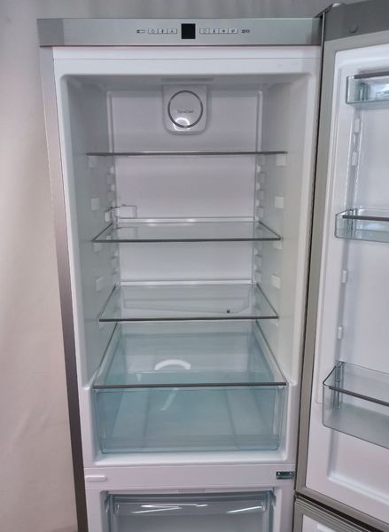 Холодильник двухкамерный Premium KFN 28133 000041342 фото