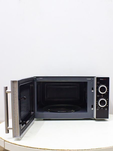 Мікрохвильова піч Severin MW 7875 1200w гриль 900w sn T214W10456502430 000032219 фото