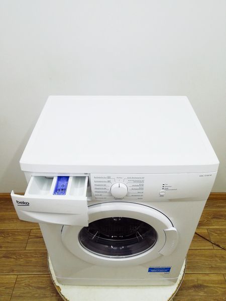 Стиральная машина Beko WML 15106 NE 000035156 фото