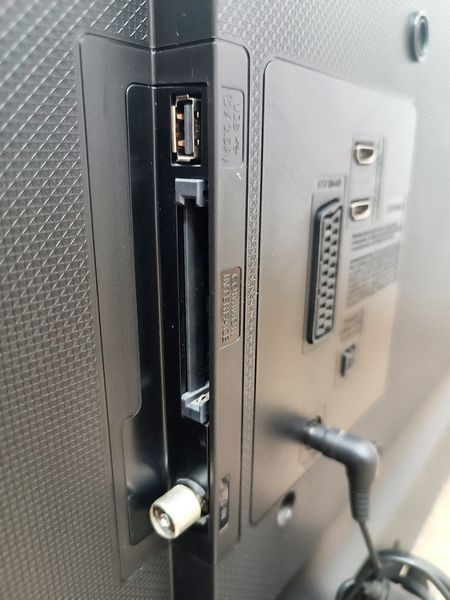 Телевизор Samsung UE32J4000AWXZG 48W sn 0BW83HAGA10486A 000049602 фото