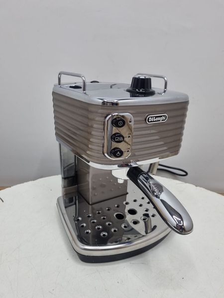 Кофеварка рожковая DeLonghi Scultura Traditional ECZ351 BG 000032577 фото