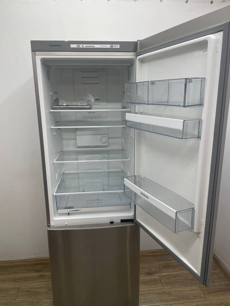 Холодильник двухкамерный Siemens KG36NVI20 000045739 фото