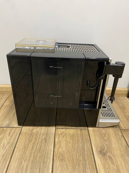 Кавомашина Melitta Caffeo E 965 101 1400W sn 0H073166501 000048108 фото