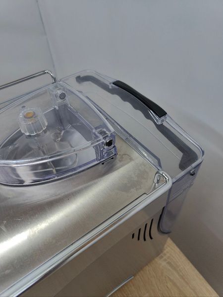 Кофемашина Saeco Incanto DeLuXe 1250W sn 9007SA40436837 000049500 фото