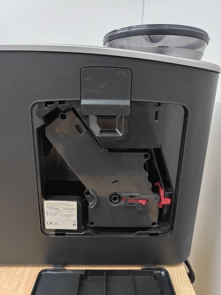 КофемашинаBosch Vero Aroma TES60759DE 1500W sn 700818 000050413 фото
