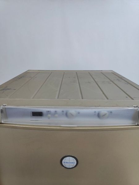 Холодильник Electrolux ERB3510AC 150W 216+87л sn 51007696 n660 000053307 фото