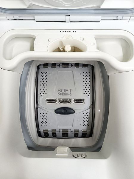 Стиральная машина вертикальная AEG L76265TL 2200W 6кг sn 91321702400 000049477 фото