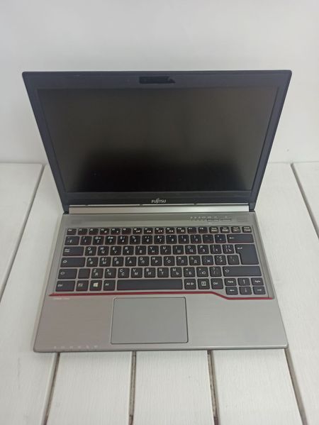 Ноутбук Fujitsu LifeBook E734 13.3 HD бат 1:00 годину 000049741 фото