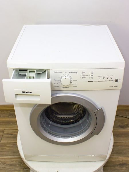 Стиральная машина Siemens WM14E170NL 05 000024130 фото